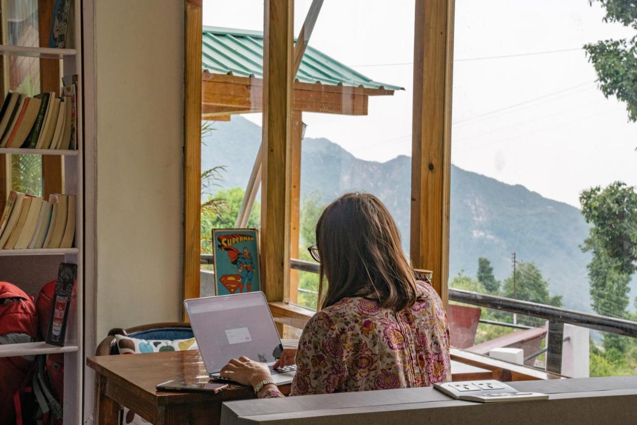 Alt Life - Dharamkot Hostel McLeod Ganj Ngoại thất bức ảnh
