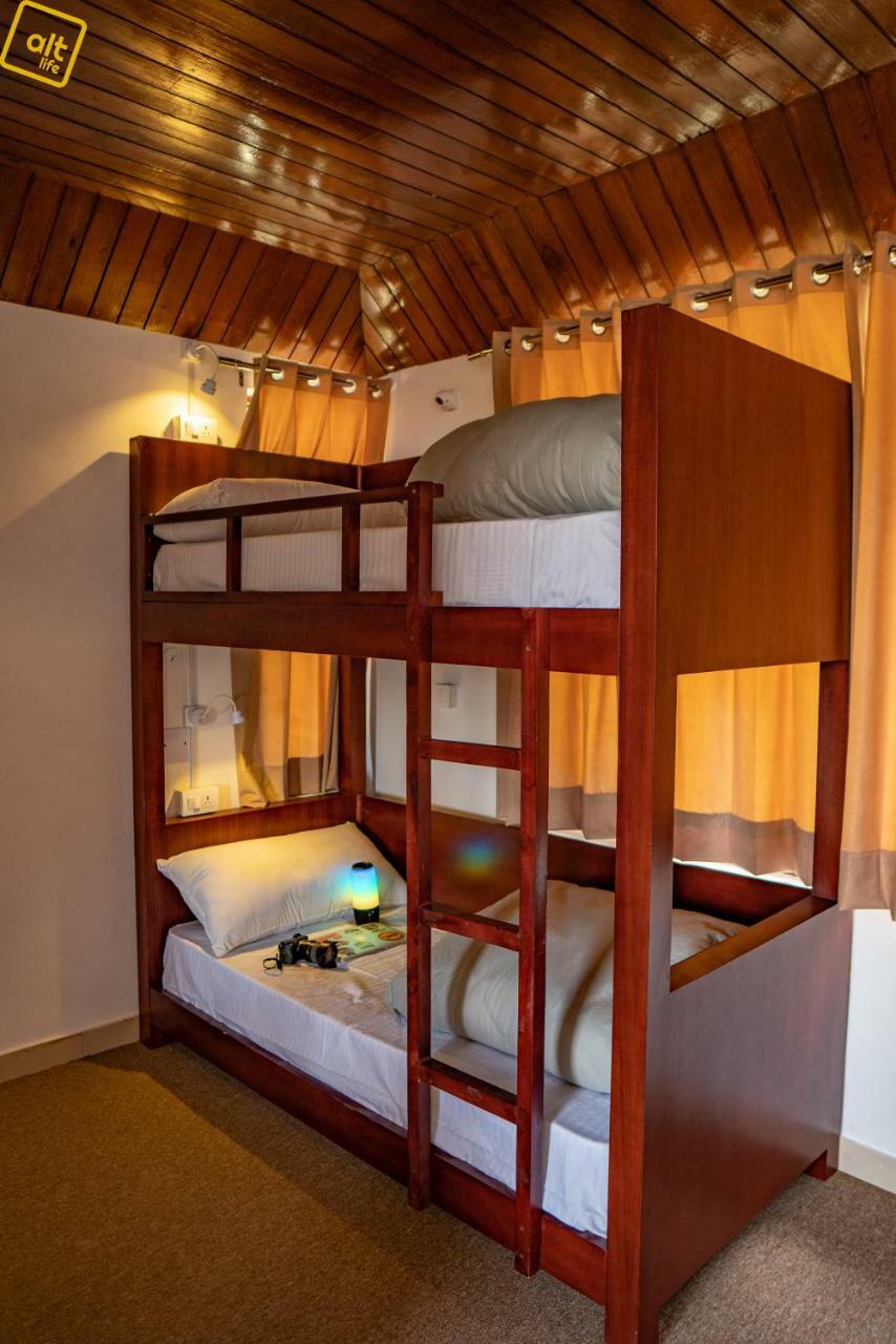 Alt Life - Dharamkot Hostel McLeod Ganj Ngoại thất bức ảnh